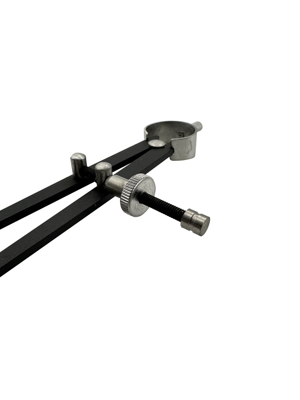 Robuster Federzirkel für präzise Messungen in Handwerk, Technik, Design und vielen weiteren Anwendungsbereichen.